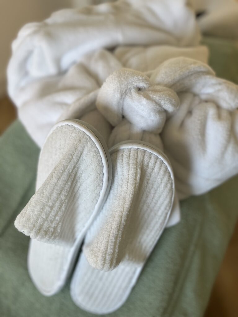 Praktijk badjas en slippers